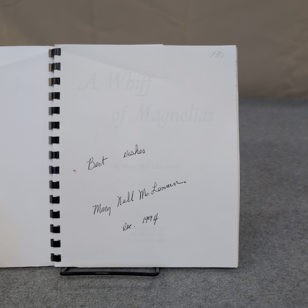 A Whiff of Magnolias Mary Nell McLennan Signed 1994 Stories and Essays Book - Picture 2 of 3